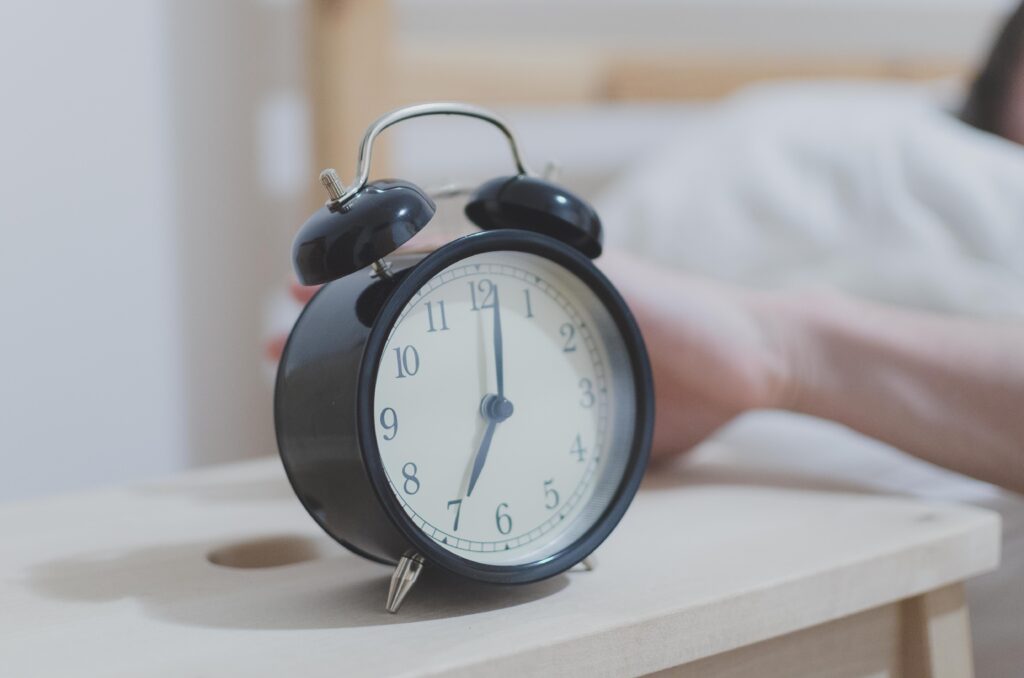 Alarm clock - tips for college commuting success and getting up early