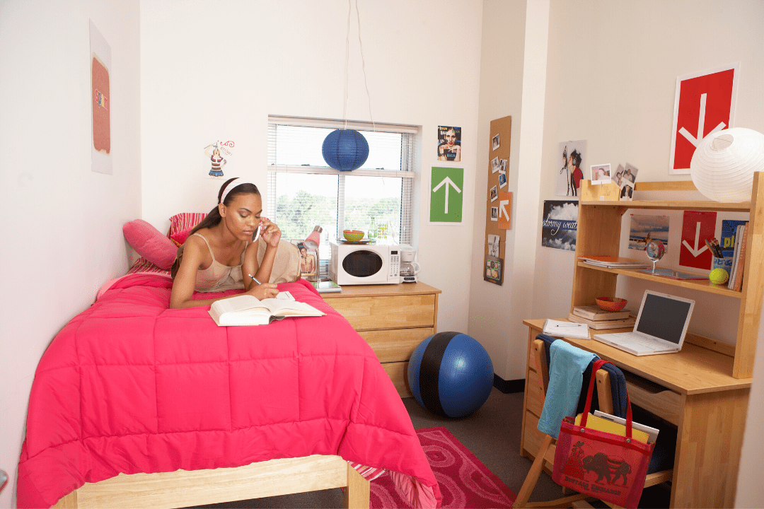 5 Tips And Tricks For Decorating A Single Dorm Room