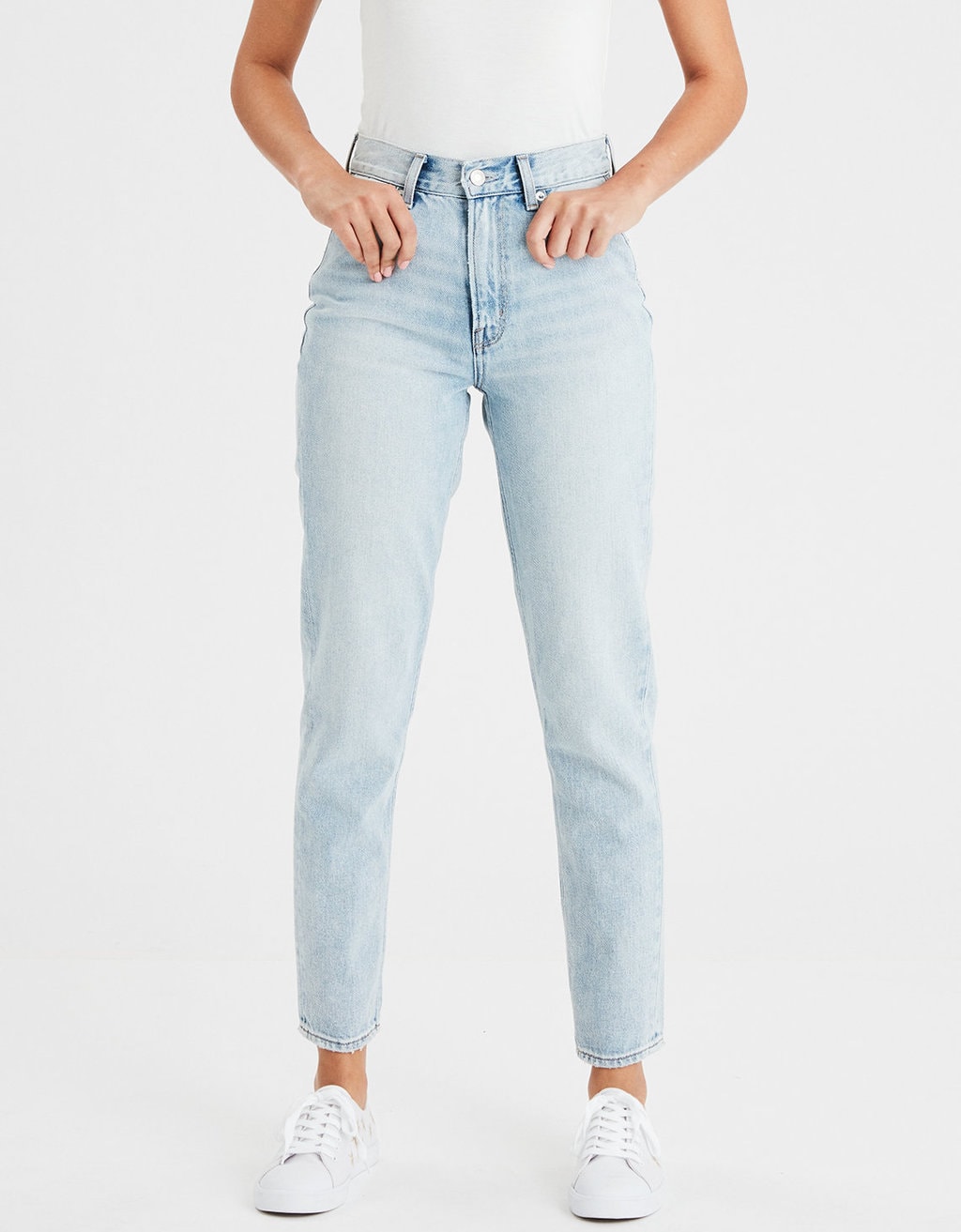 AEO light wash mom jeans