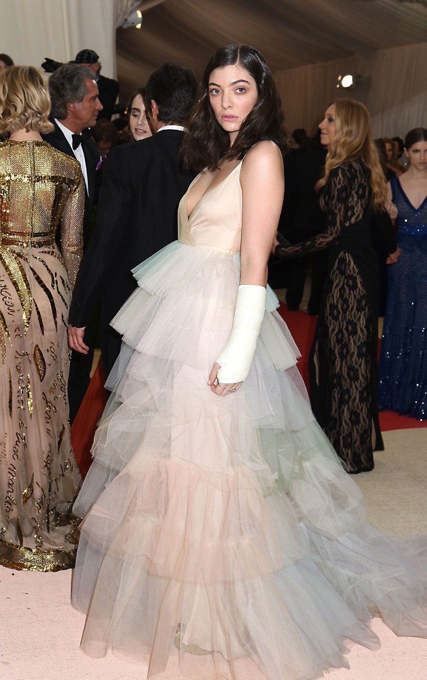 Lorde in Valentino at the 2016 Met Gala