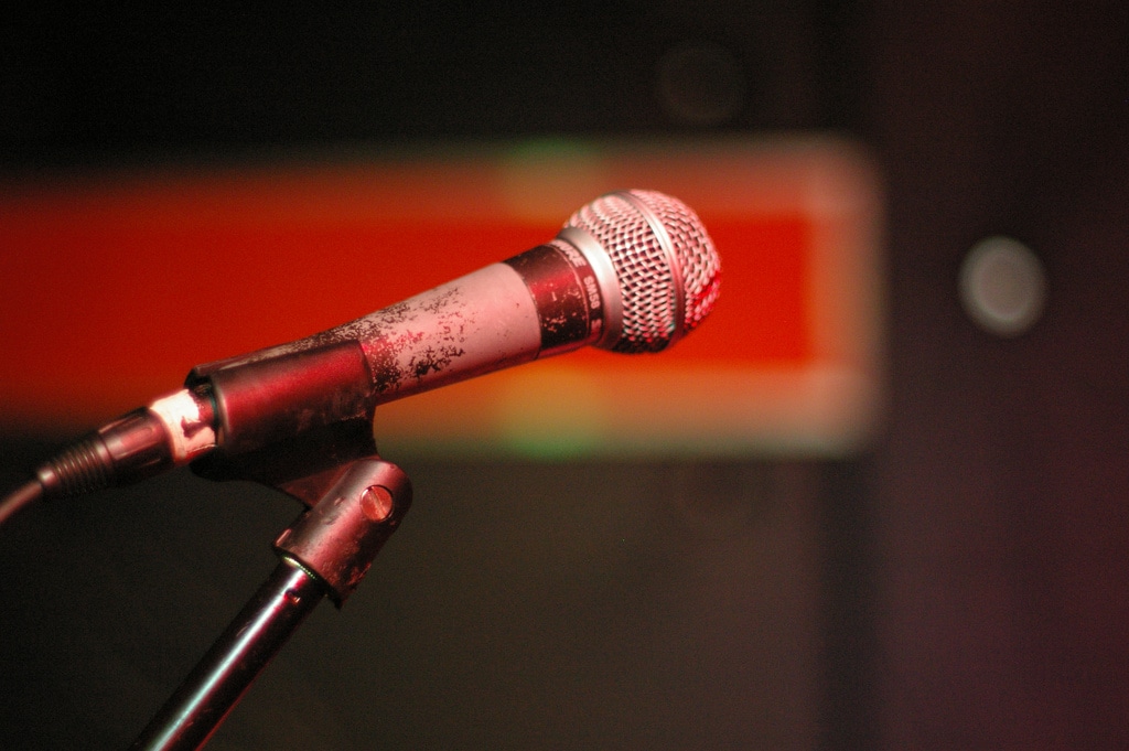 Microphone