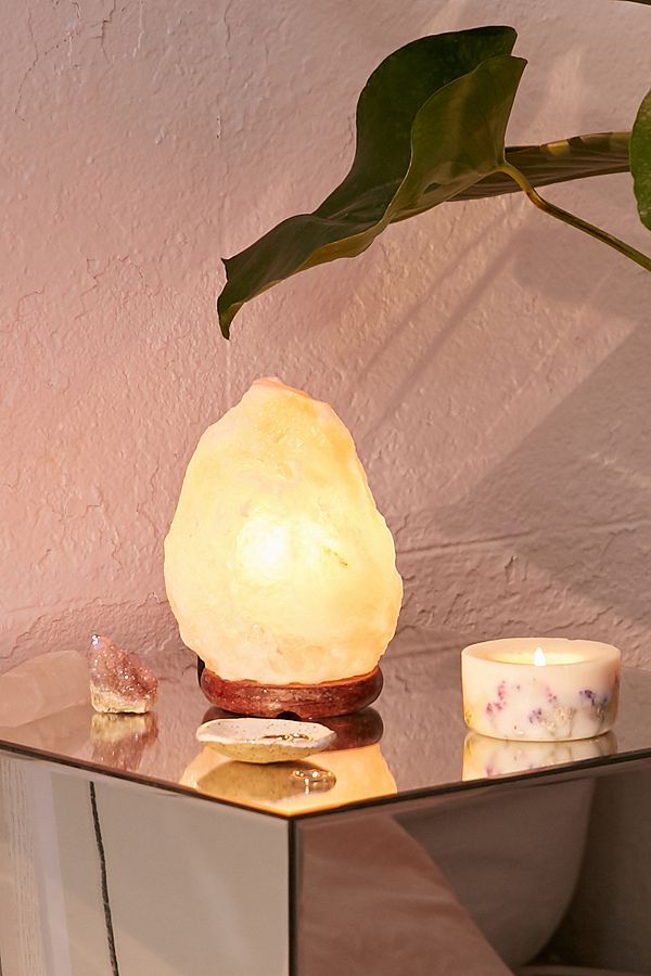 himalayan-salt-lamp