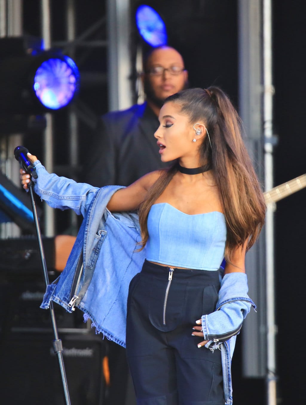 cute ariana grande outfits