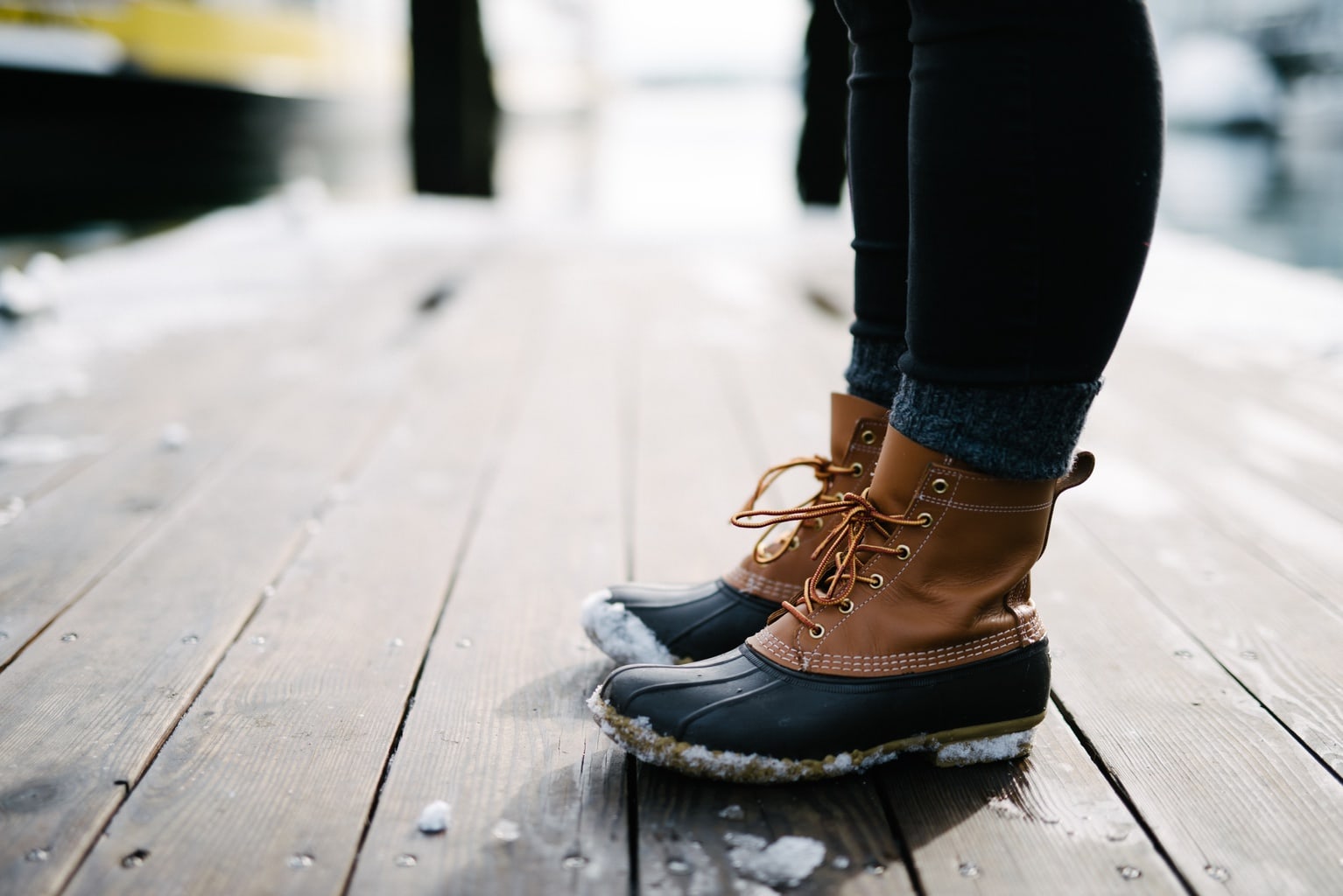 Below freezing fashion: What to wear when it's really, really cold outside. Photo of a girl wearing snow boots