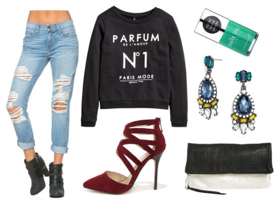 sweatshirt and boyfriend jeans