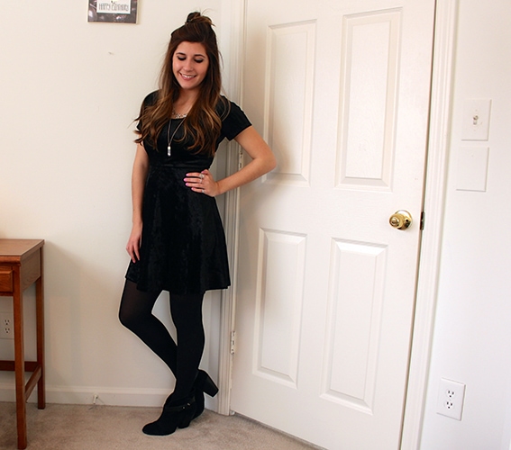  Black-Velvet-Dress-Tights-Half-Top-Knot-Boots