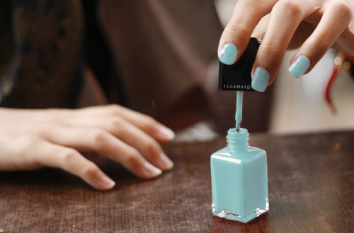 Our 5 Favorite Pastel Nail Polish Shades For Spring College Fashion