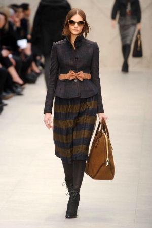 Burberry prorsum fall 2012 look 1
