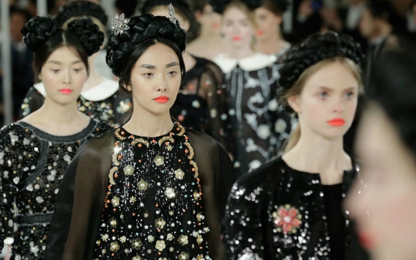 Chanel ELLE