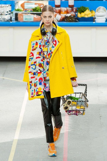 Chanel fall 2014 look 3
