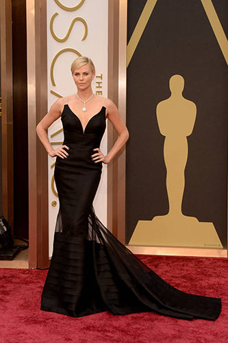 Charlize Theron in Christian Dior Couture at the 2014 Academy Awards