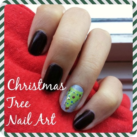 Christmas tree nail art