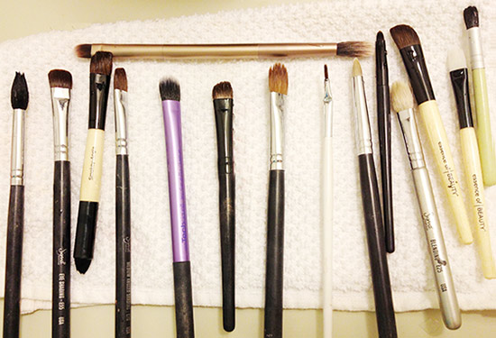 Clean makeup brushes final