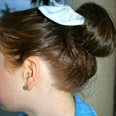 College trend: Hair bow