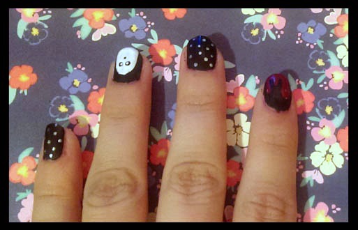 Cute Halloween nail art