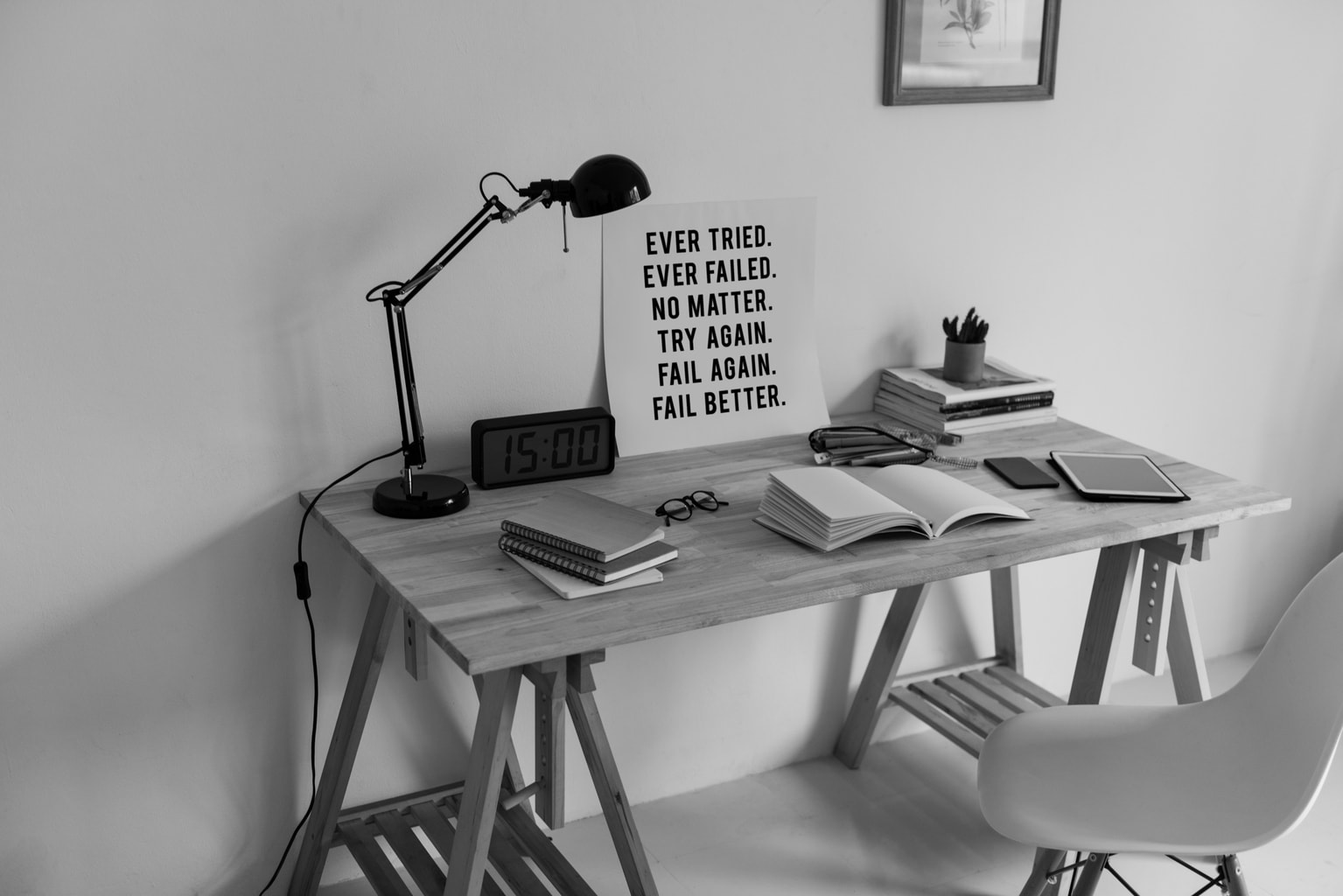 inspirational-quote-on-to-a-desk