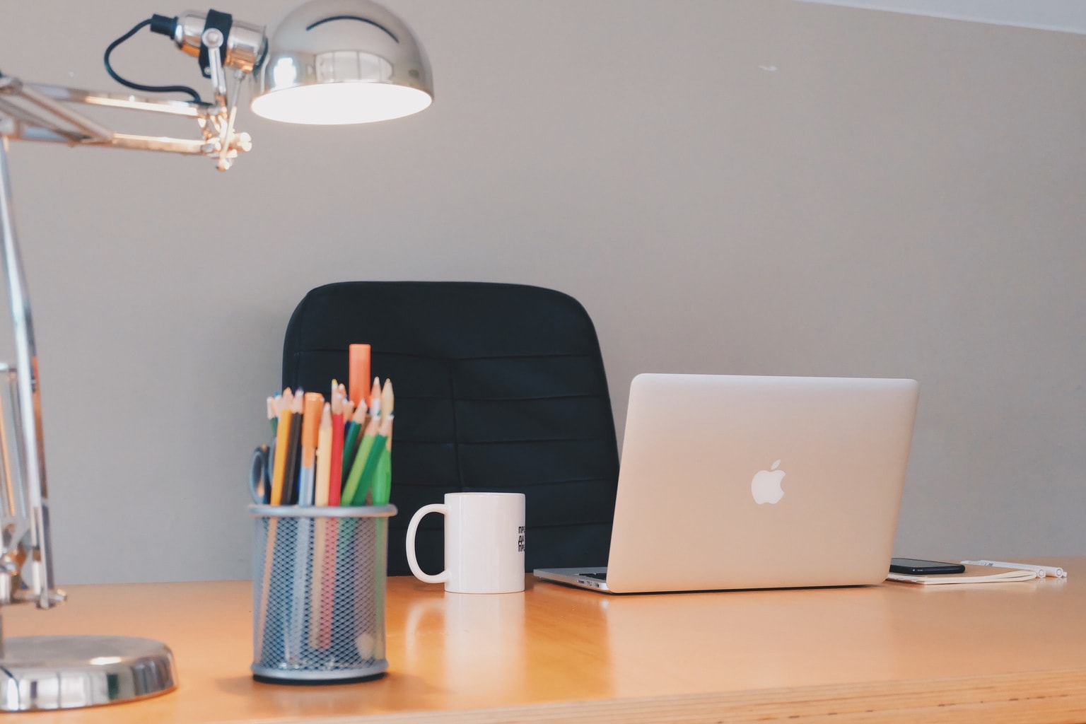 Desk lamp