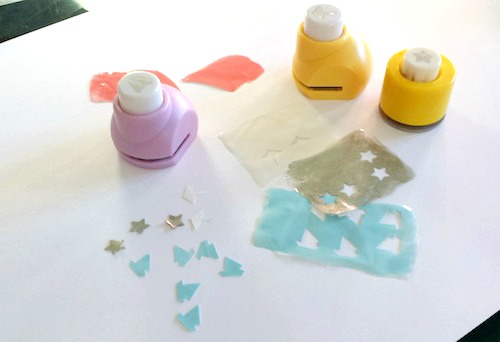 3. DIY Nail Designs on Plastic Bags - wide 8