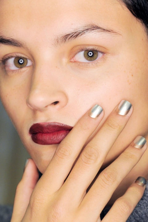 metallic-nails
