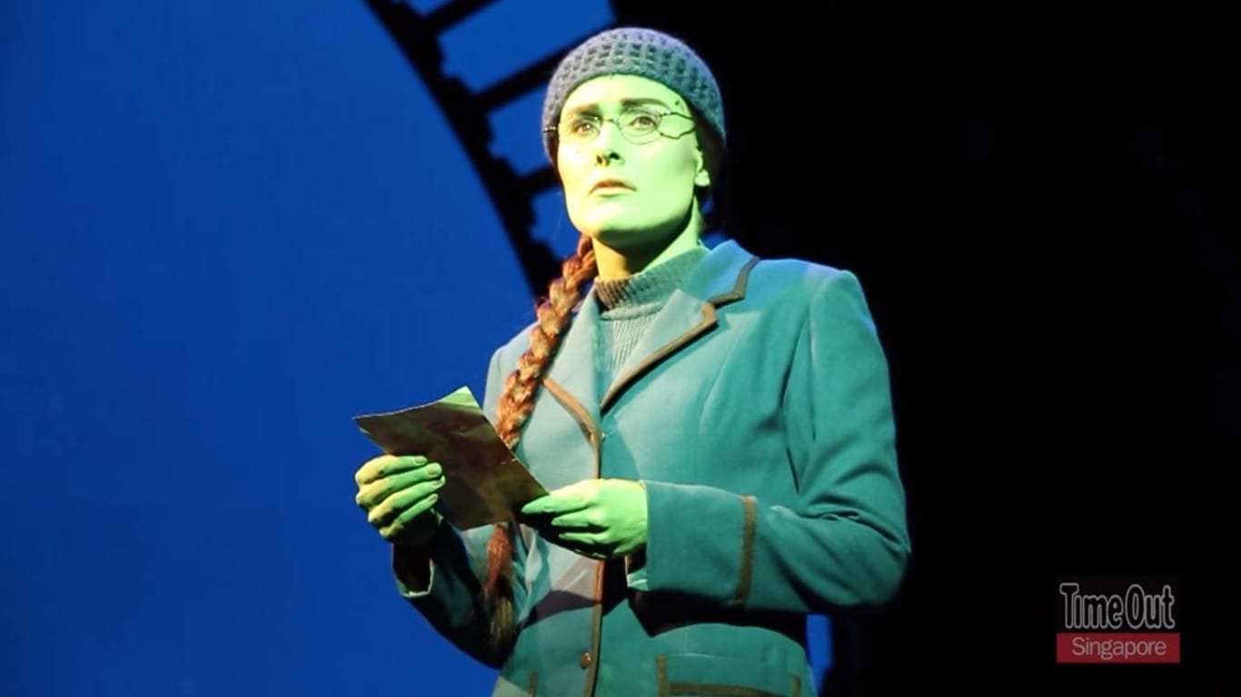 elphaba-musical-photo-schoolgirl