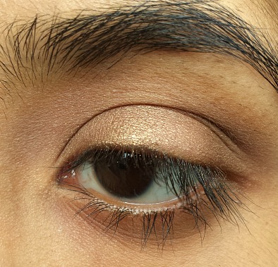 Beauty How-to: Basic Eye Makeup Look for Beginners - College Fashion
