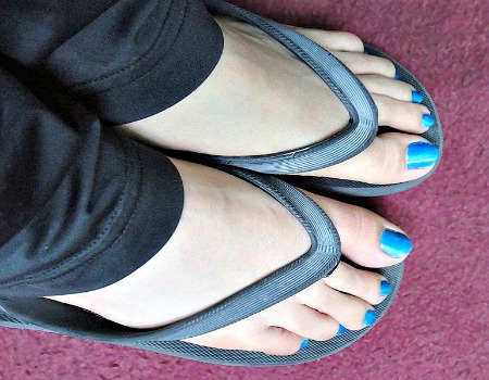 Flip flops with pants