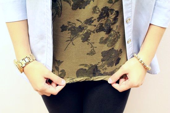 floral tee and gold jewelry