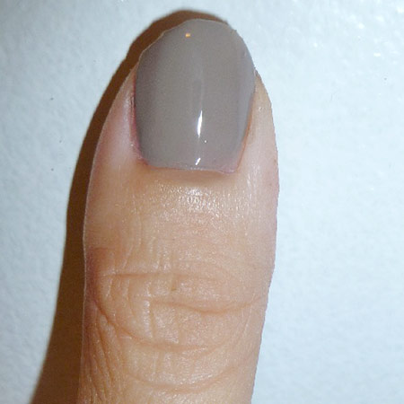 Grey nail