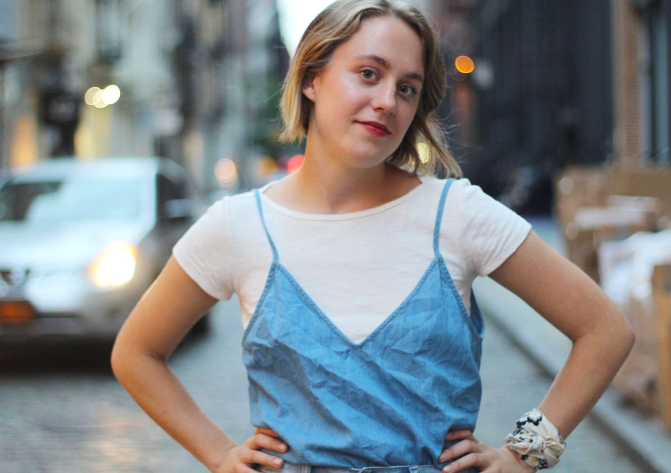 Summer fashion intern style - GWU student wears a blue cami over a white crew neck tee shirt and red lipstick