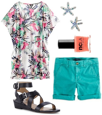 Hm tunic, bermuda shorts, sandals