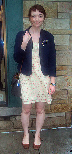 Fashion at Indiana University - college fashionista Lia wearing a navy jacket and spring dress