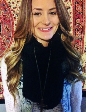 Infinity scarf and beachy waves