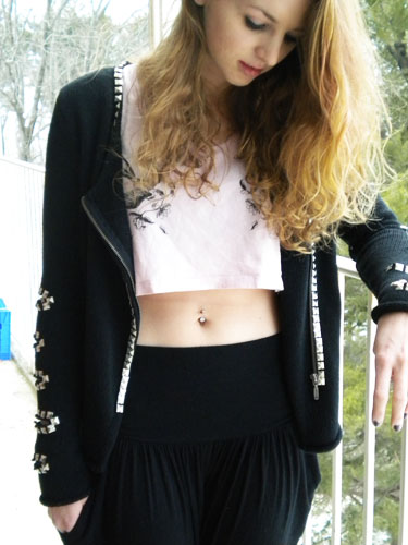Fashion at Wesleyan University - studded sweater, crop tee and harem pants
