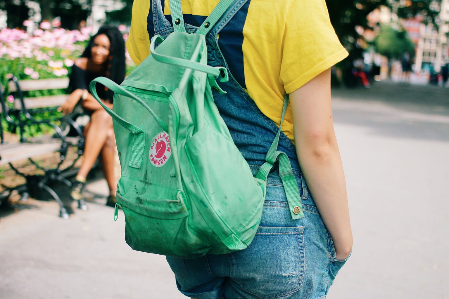 Fashion at School of Visual Arts, NYC - student Kaylee wears a trendy Fjallraven backpack in green