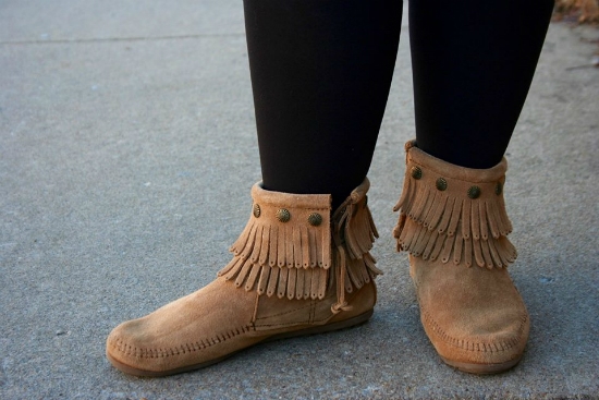 LOC-UA-Savvy-Shoes