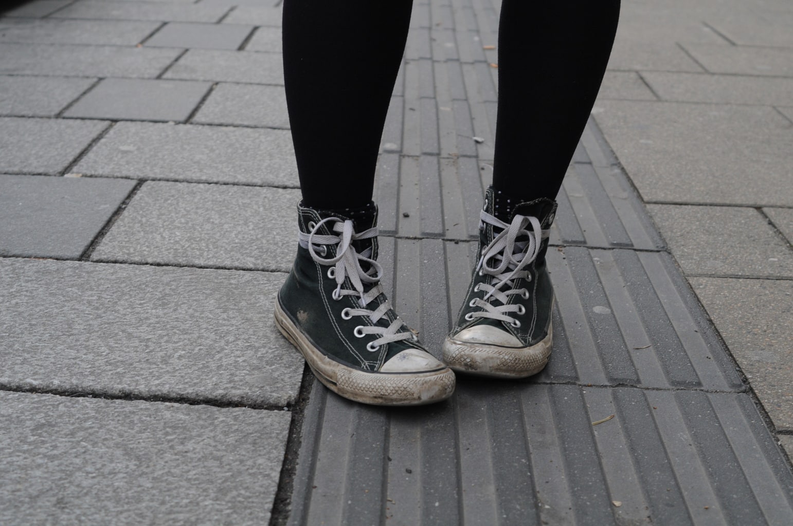LOC-UV-Vroni-Shoes