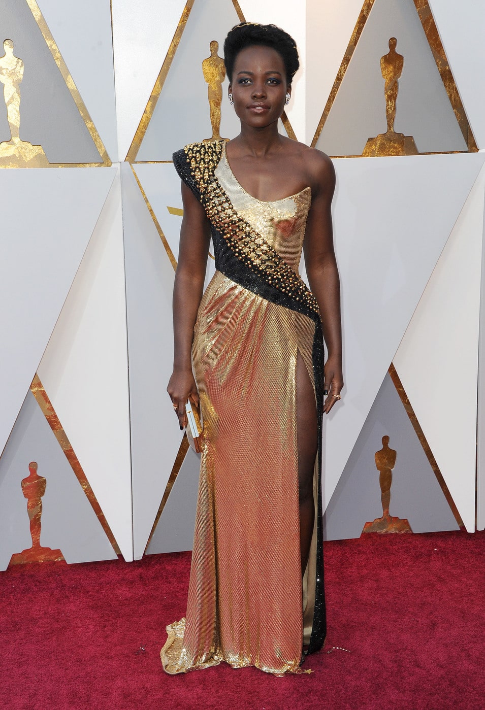 Lupita Nyong'o in Versace at the 2018 Oscars