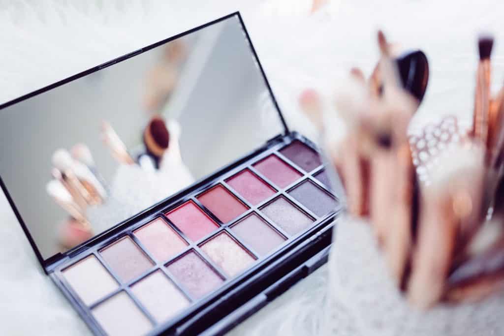 gnist Offentliggørelse indelukke Makeup Essentials: The 17 Products You Need