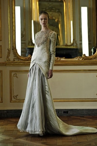 McQueen Fall 2010 Look 1