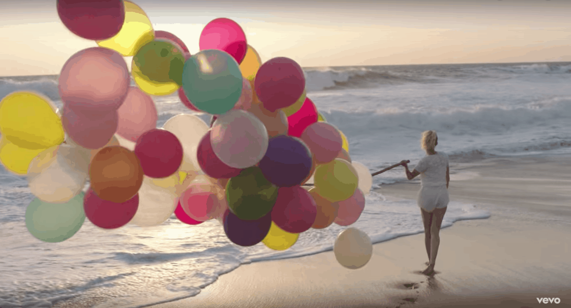 Screenshot of the music video for "Malibu" by Miley Cyrus