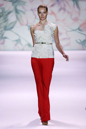 Monique Lhuillier Spring 2011 - Look 1
