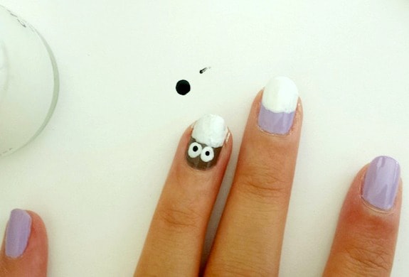 Owl nail art step 4