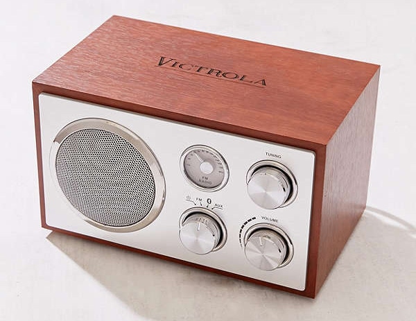 Best gifts for friends: Retro bluetooth speaker