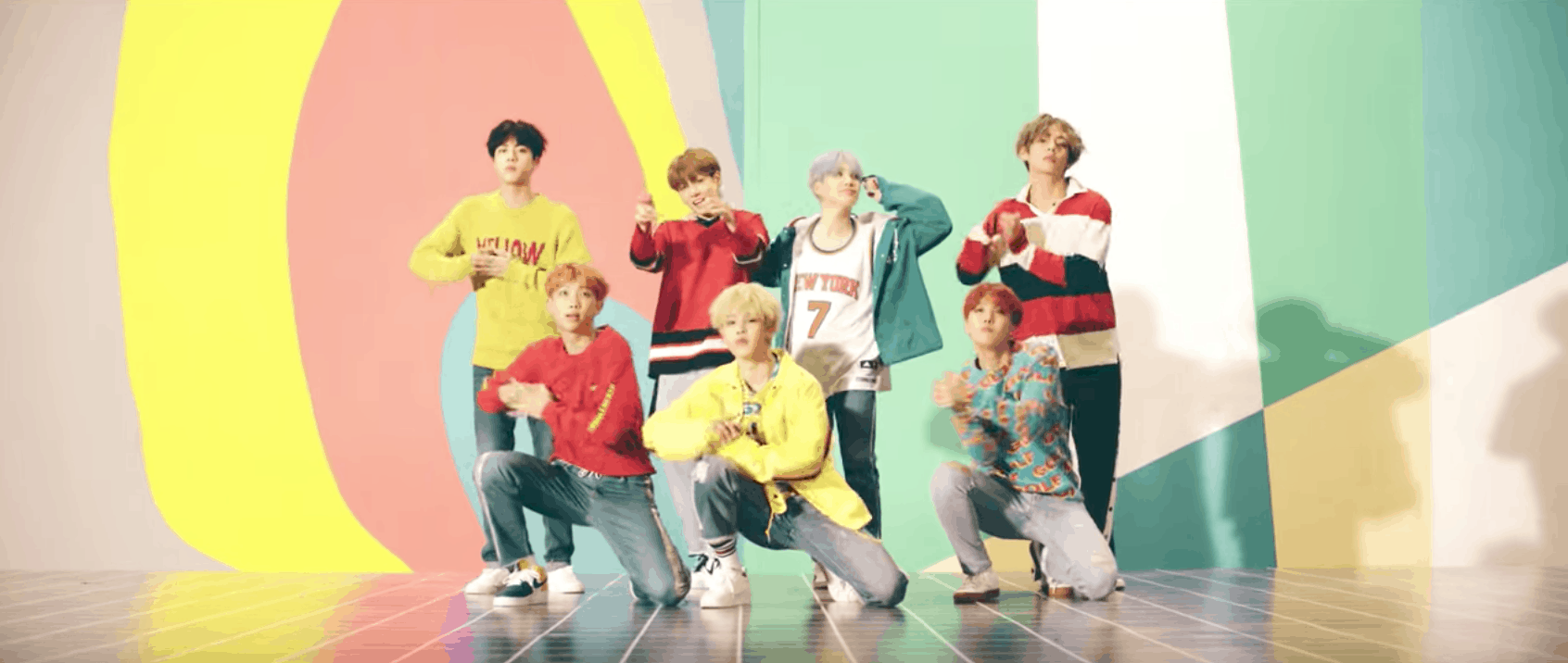 BTS DNA Video Fashion