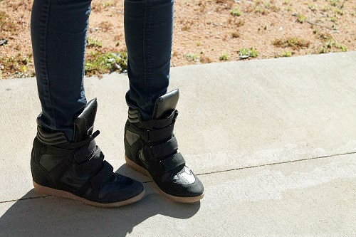 wedge sneaker look