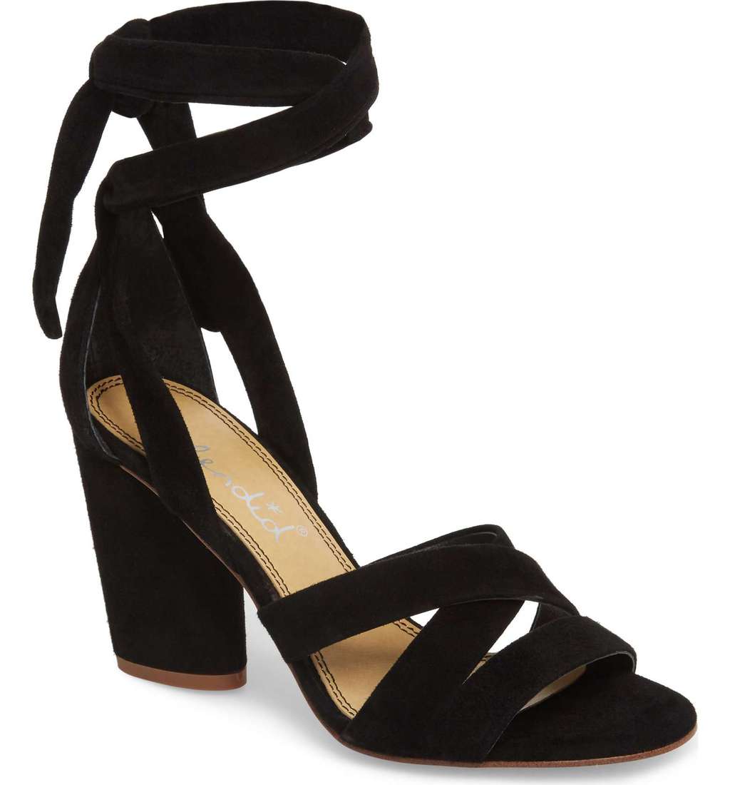 It's Official We've Found Your Perfect Graduation Shoes College Fashion