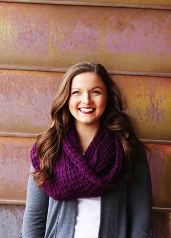 Street style infinity scarf