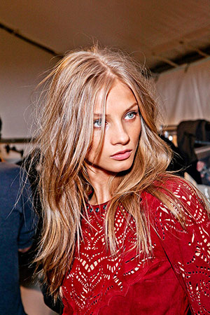 Texturized waves at Isabel Marant Fall 2012 RTW