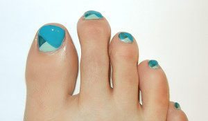 Pedicure nail art - chevron polish