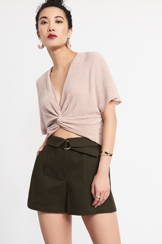 Twist-front pleated top